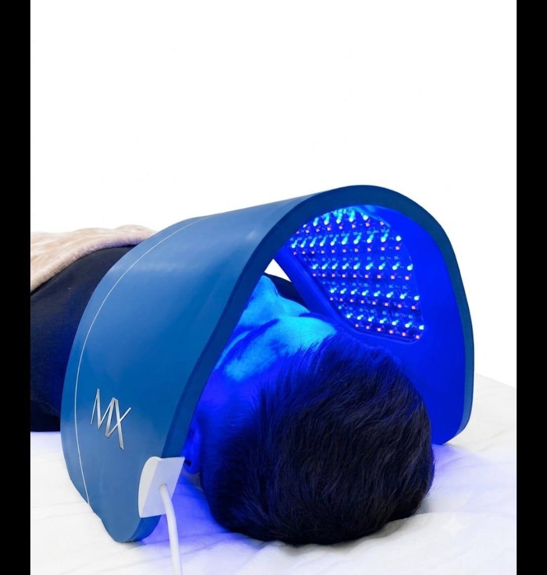 Revitalización facial con fototerapia LED